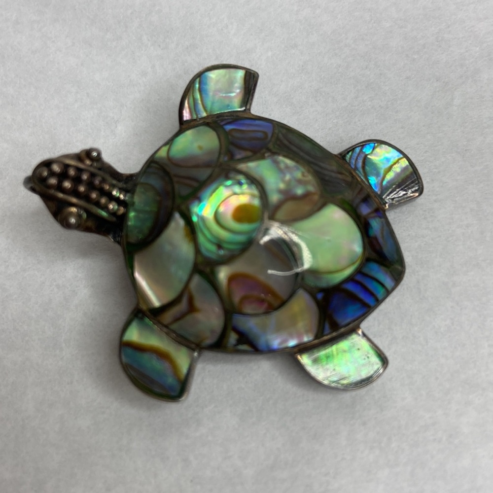925 sterling, silver mother of pearl antique turtle brooch excellent condition